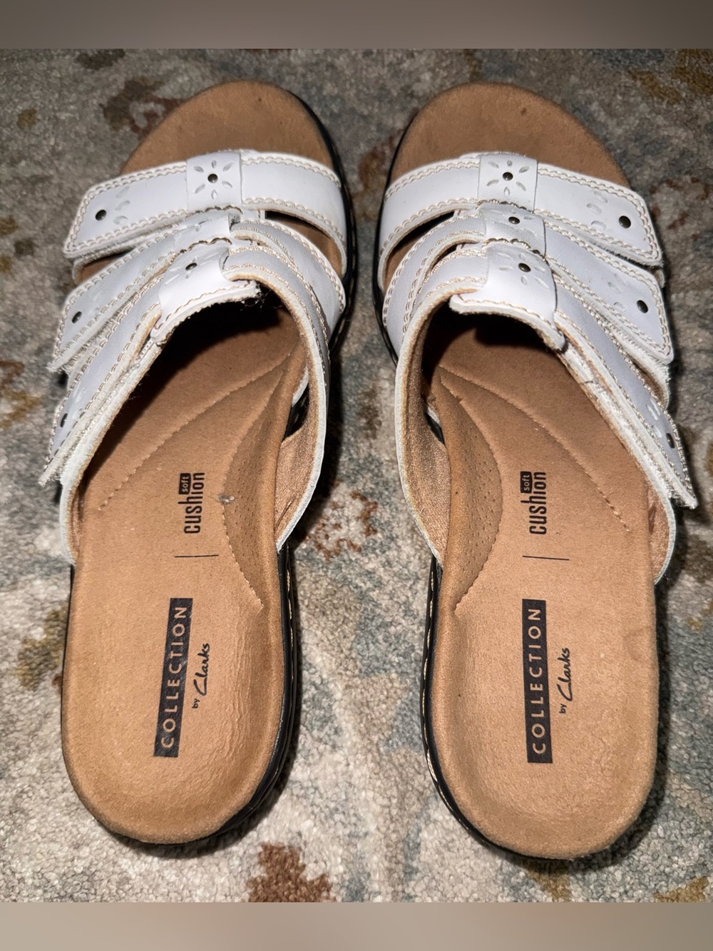 Clarks Collection Soft Cushion Sandals - Picture 4 of 5